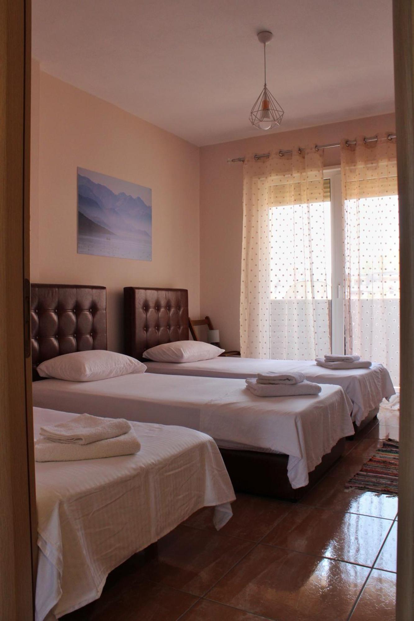 Mino Apartment Shkodra Kültér fotó